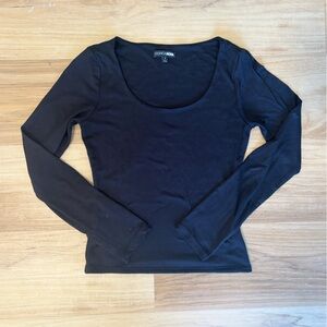 Fashion Nova Black Long Sleeve Tee